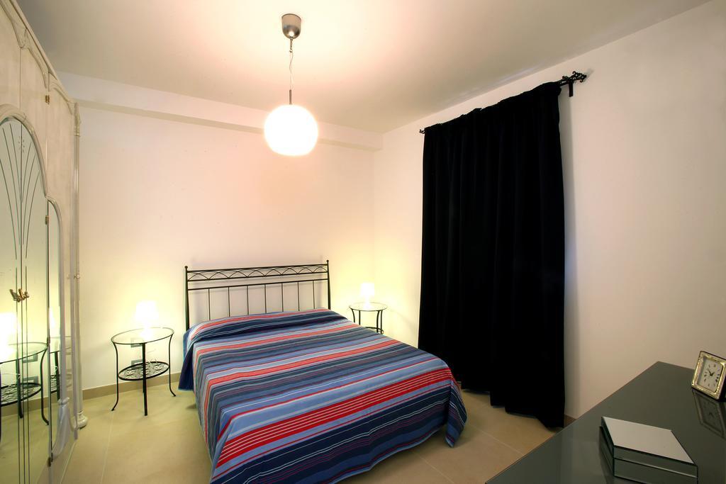 Hgt Supreme Residence Сан Грегорио ди Катаня Стая снимка